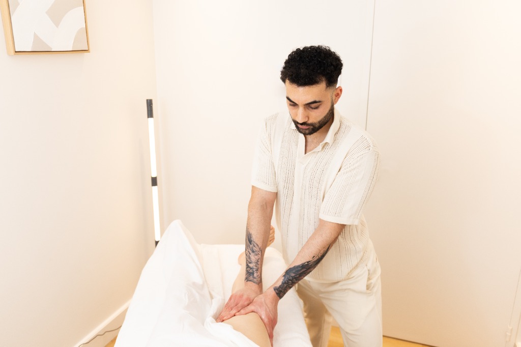 photo cabinet Les mains du bien être