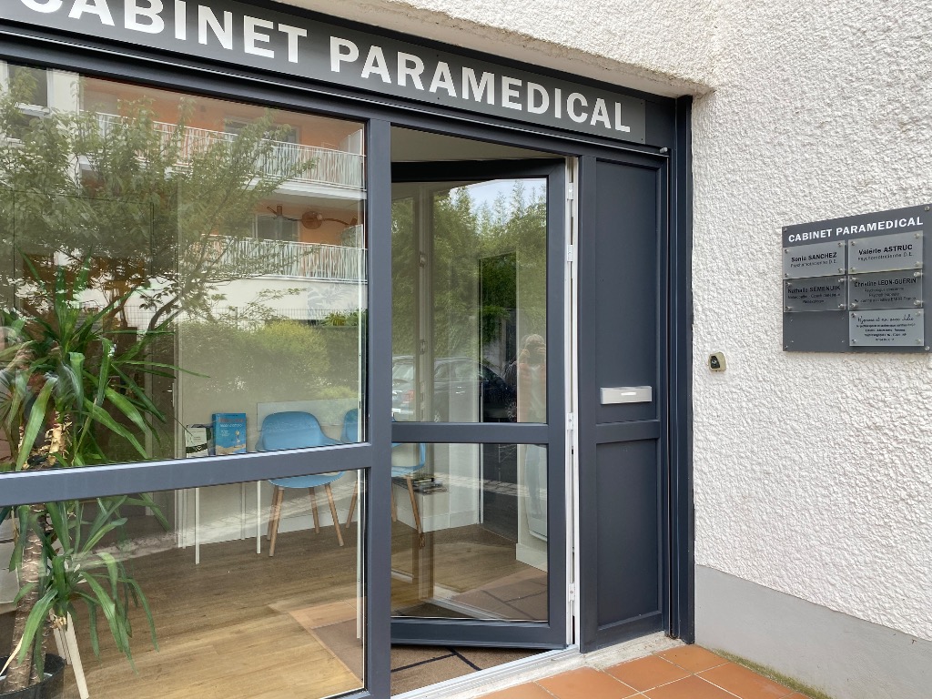 photo cabinet Nathalie Semenuik