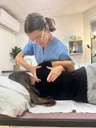 photo seance Anna Monlezun Ostéopathe D.O