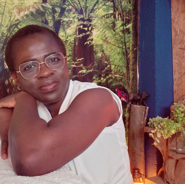 Leeli ursule Abou’ou