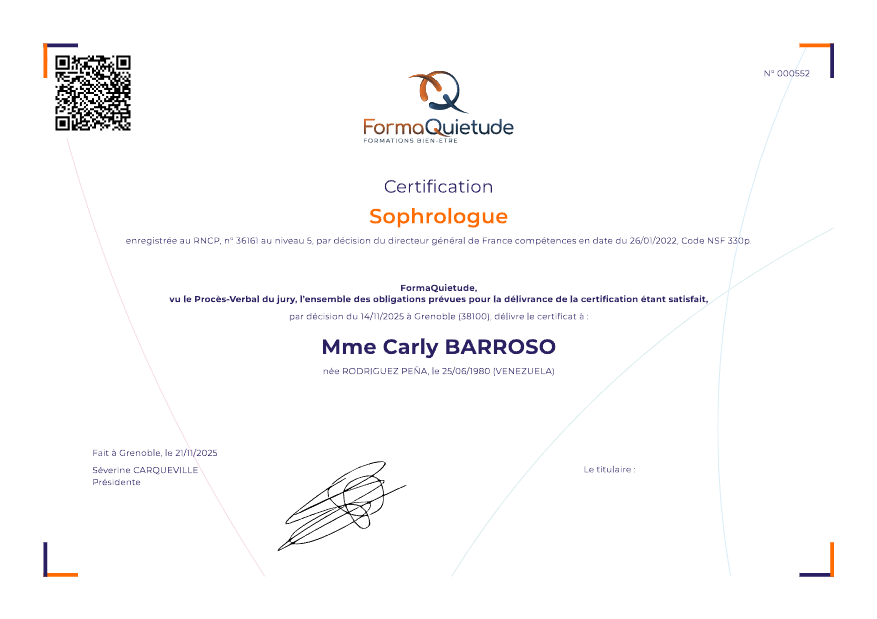 photo diplome Carly Rodriguez Sophrologue