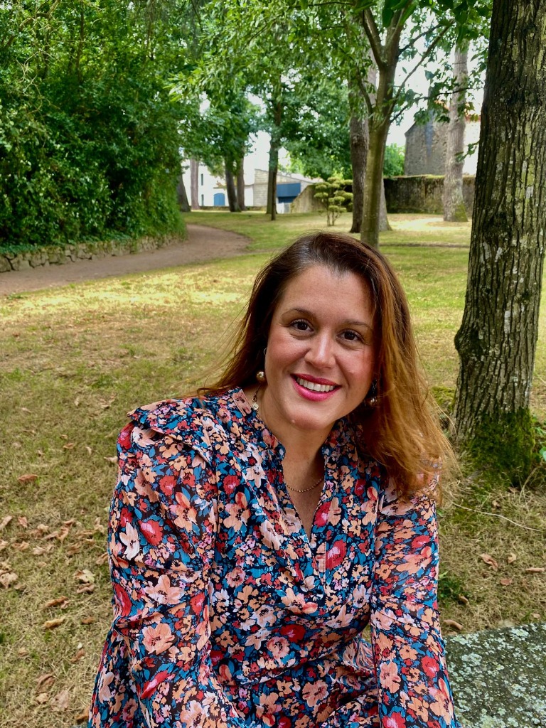 photo portrait Carly Rodriguez Sophrologue