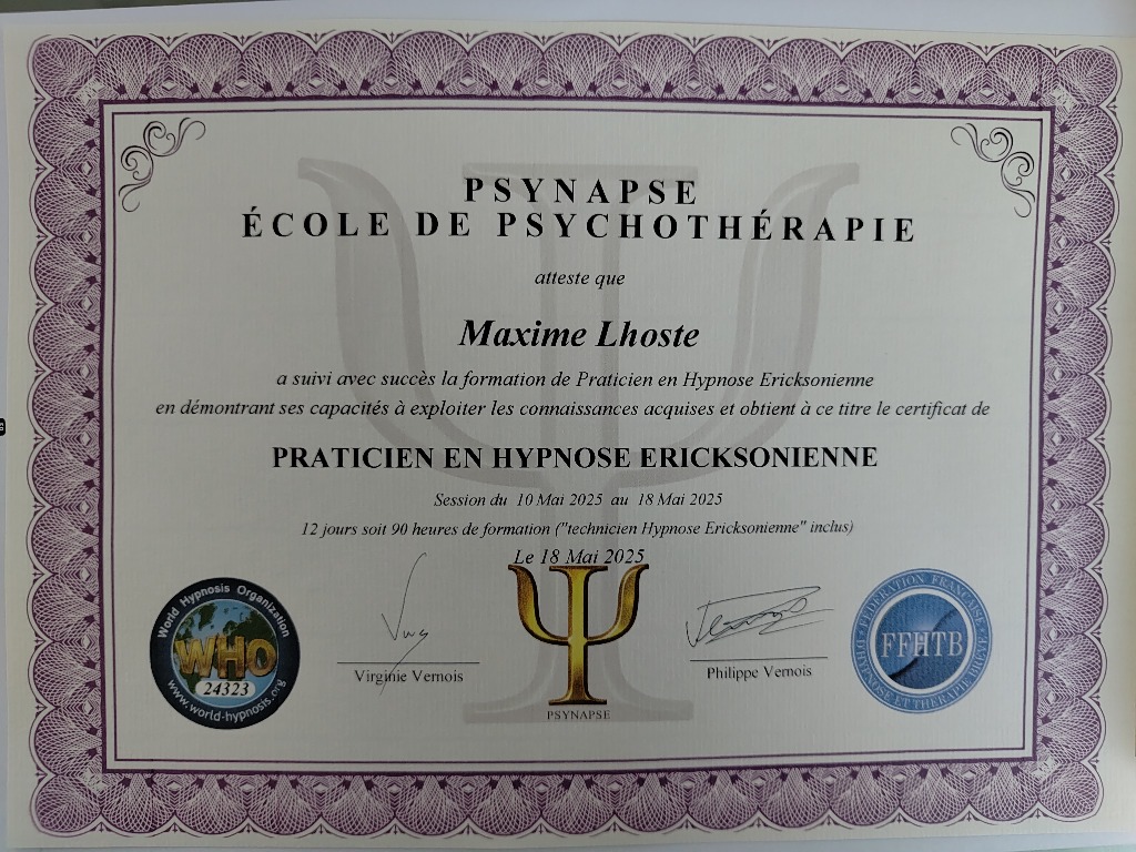 photo diplome Maxime LHOSTE