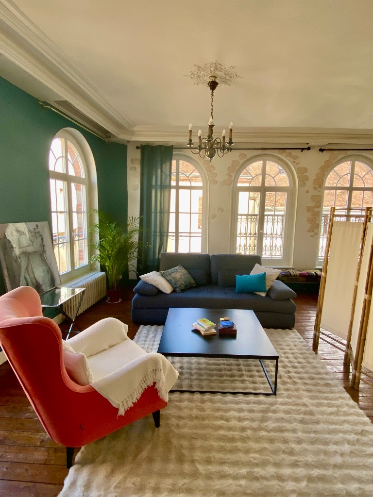 photo cabinet Hanna Shakh