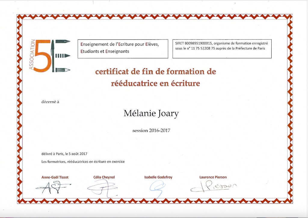 photo diplome Mélanie Joary