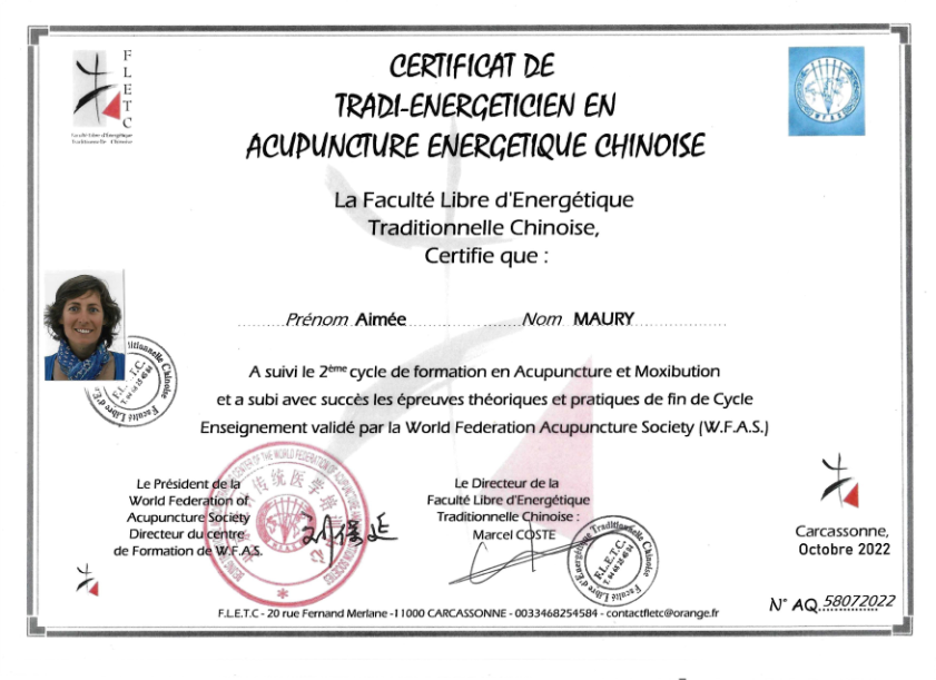 photo diplome Aimée Maury 