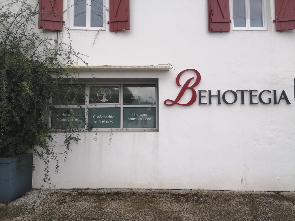 photo cabinet Jean-Philippe POMMIER