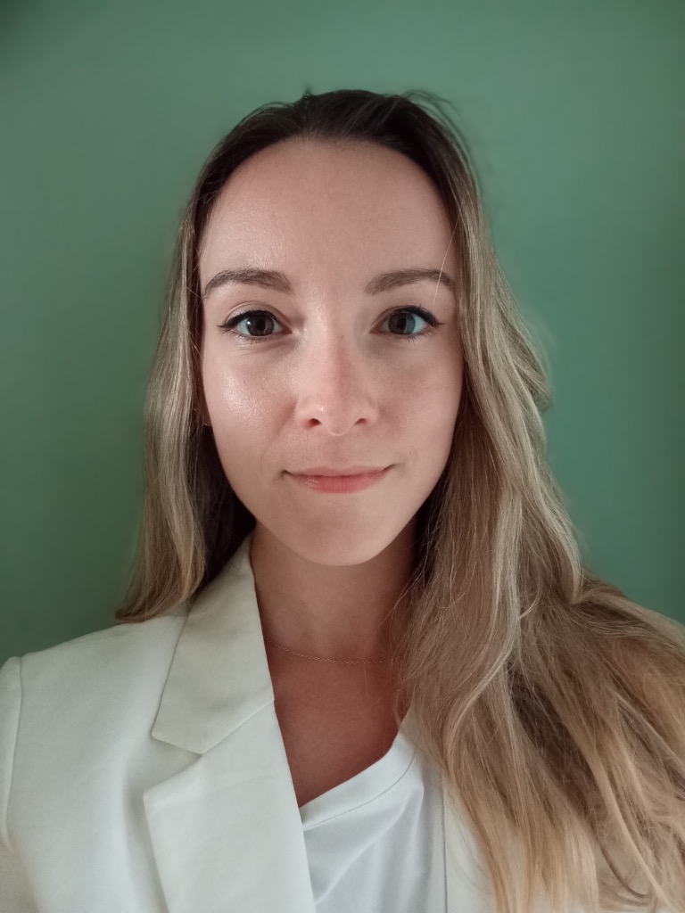 photo portrait Valentine Sarrazin Psychologue Clinicienne