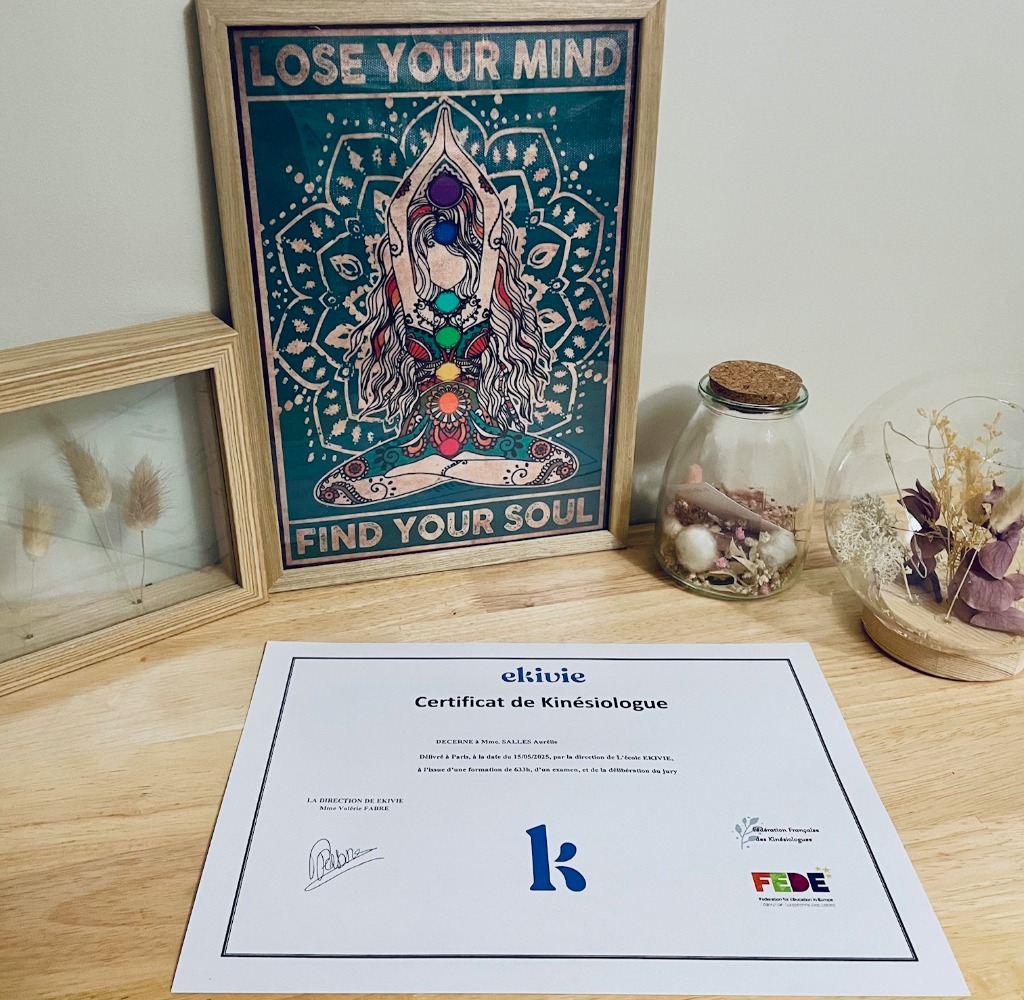 photo diplome L’Orée de vie - Aurélie Salles kinésiologue