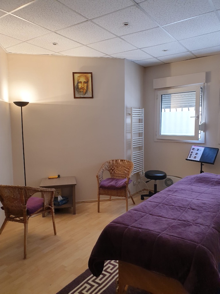 photo cabinet Nathalie Seyssel