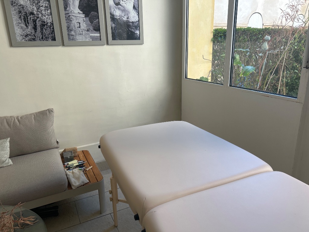 photo cabinet Aurelie Collin