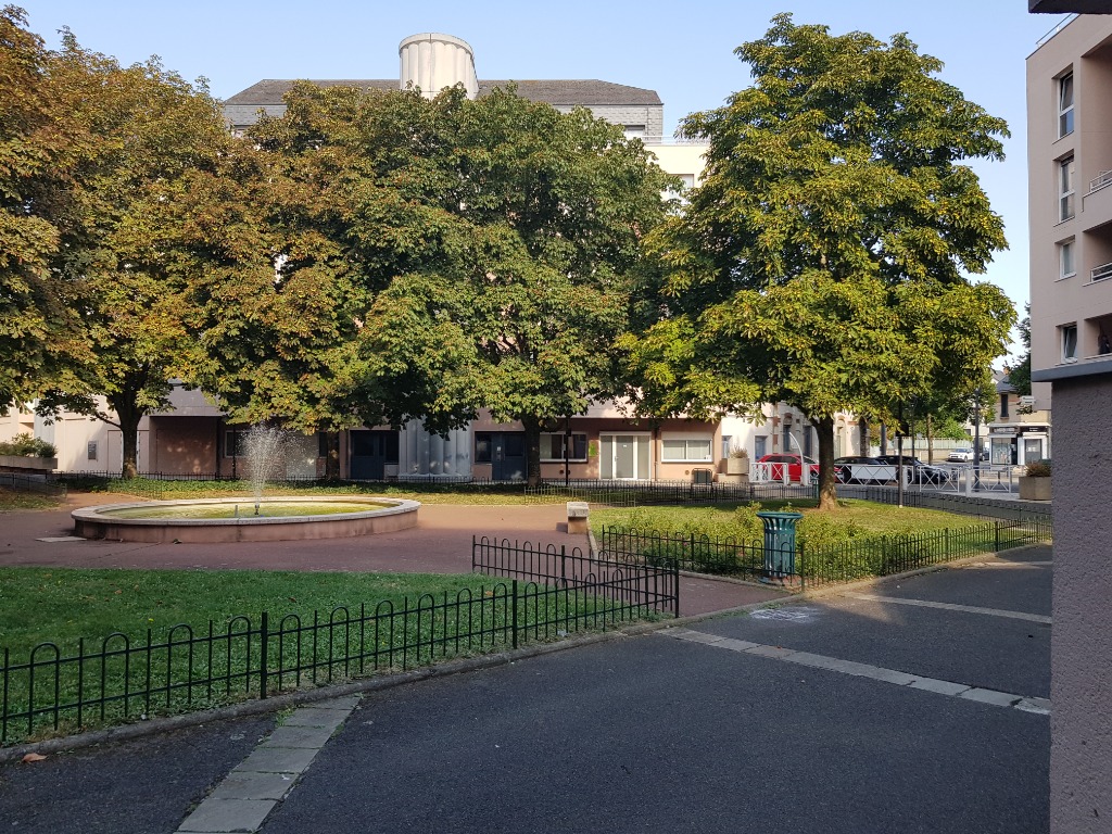 photo cabinet Psychopédagogue - Brigitte C