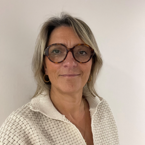 Emmanuelle PEREZ SOLON