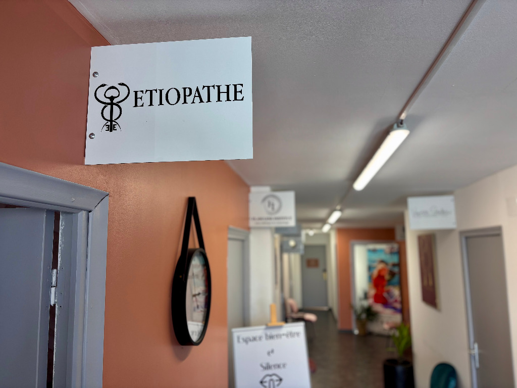 photo diplome Inès Gautier Étiopathe