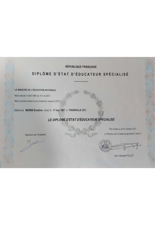 photo diplome Emeline VILLIERE