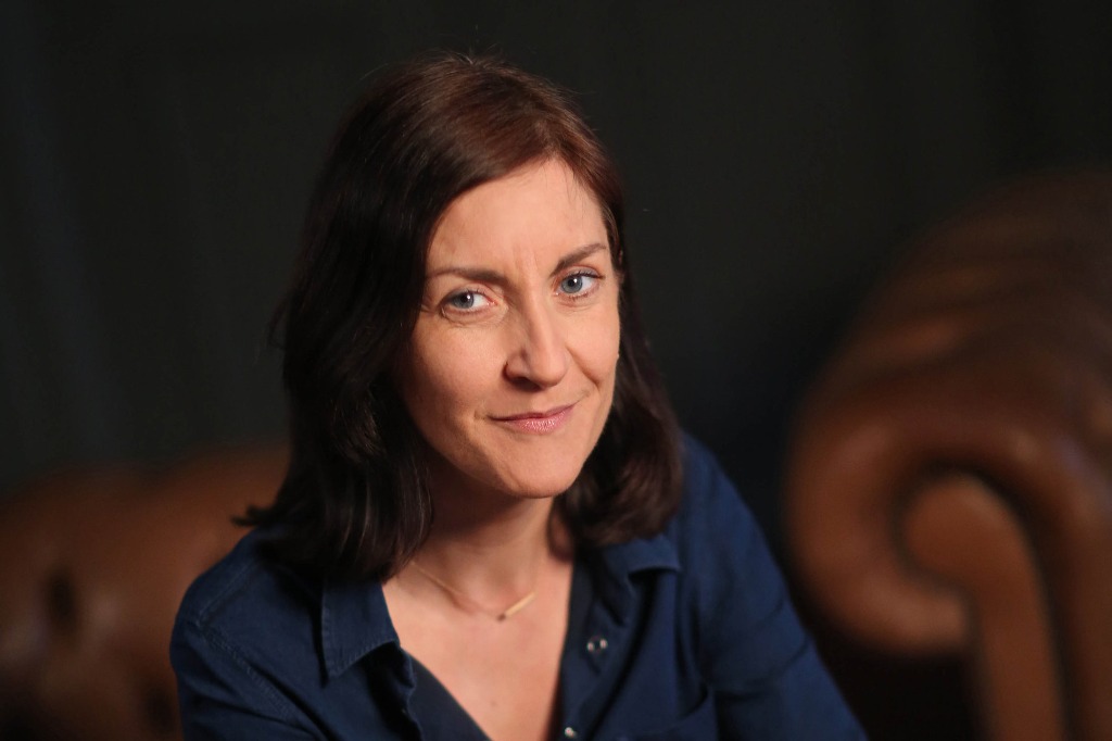 photo portrait CARINE HAHN - PSYCHANALYSTE - HYPNOSE - COACHING -