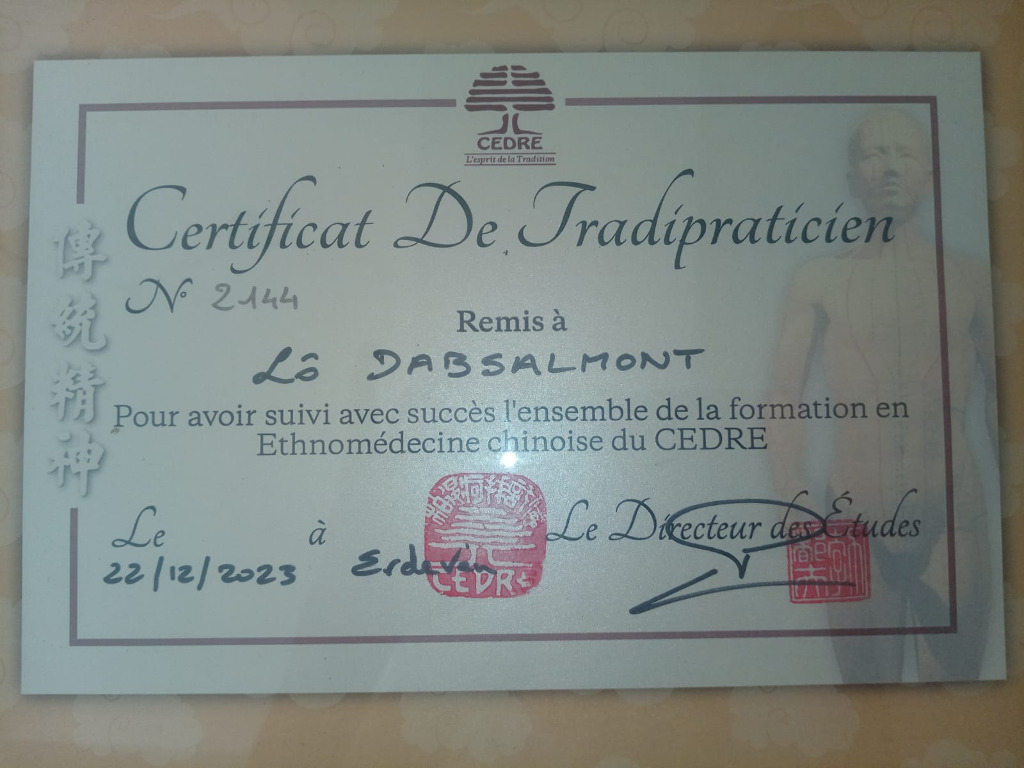 photo diplome Être et Partage