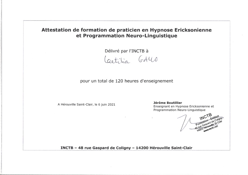 photo diplome Laetitia Gallo – Hypnose & PNL à Potigny
