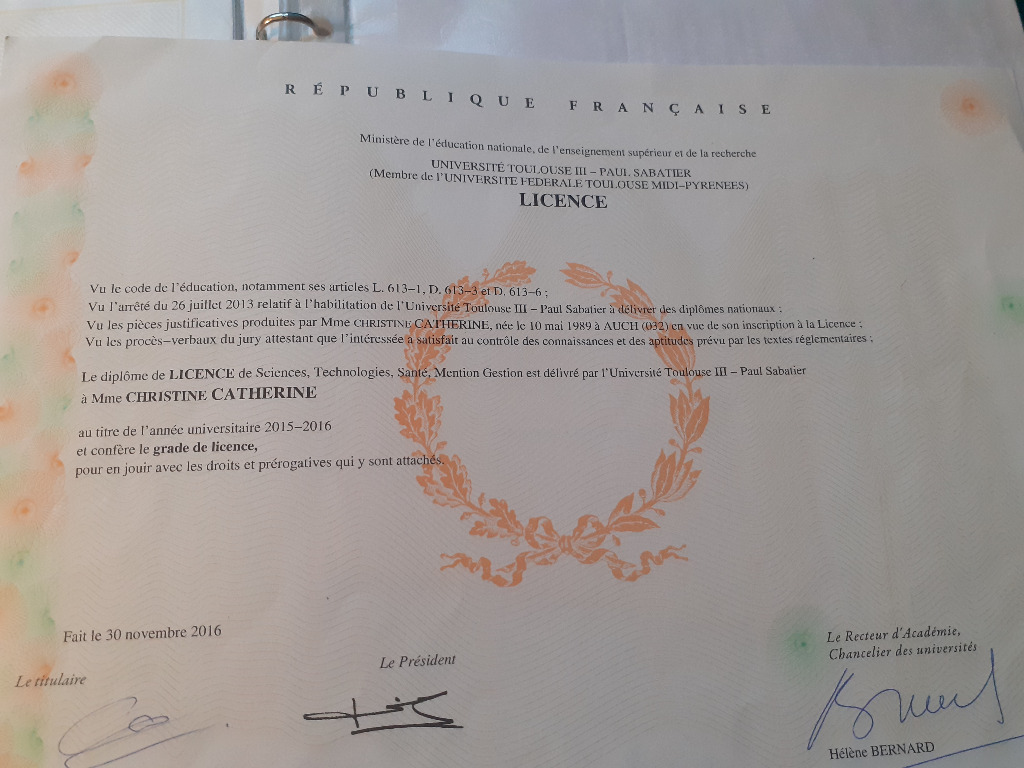 photo diplome Christine CATHERINE