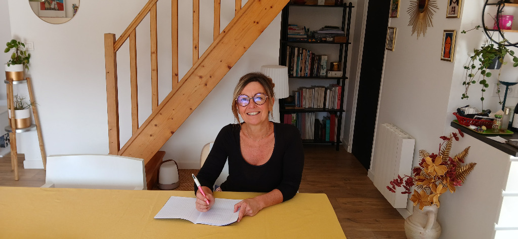 photo cabinet Edwigue RENAULT