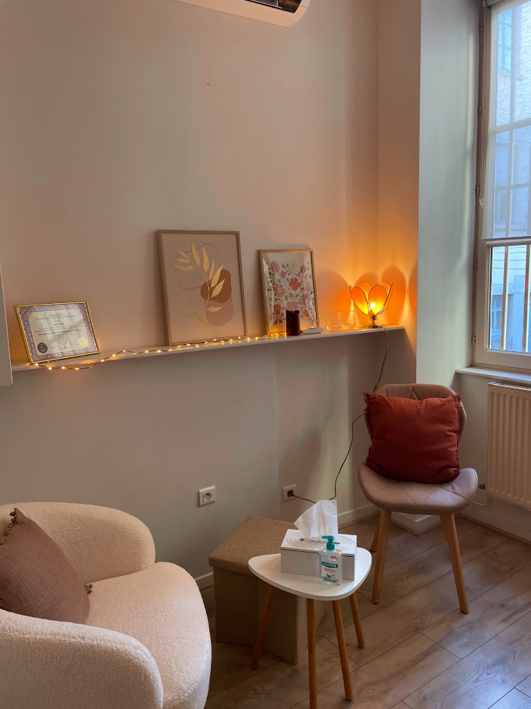 photo cabinet Léa Orthlieb