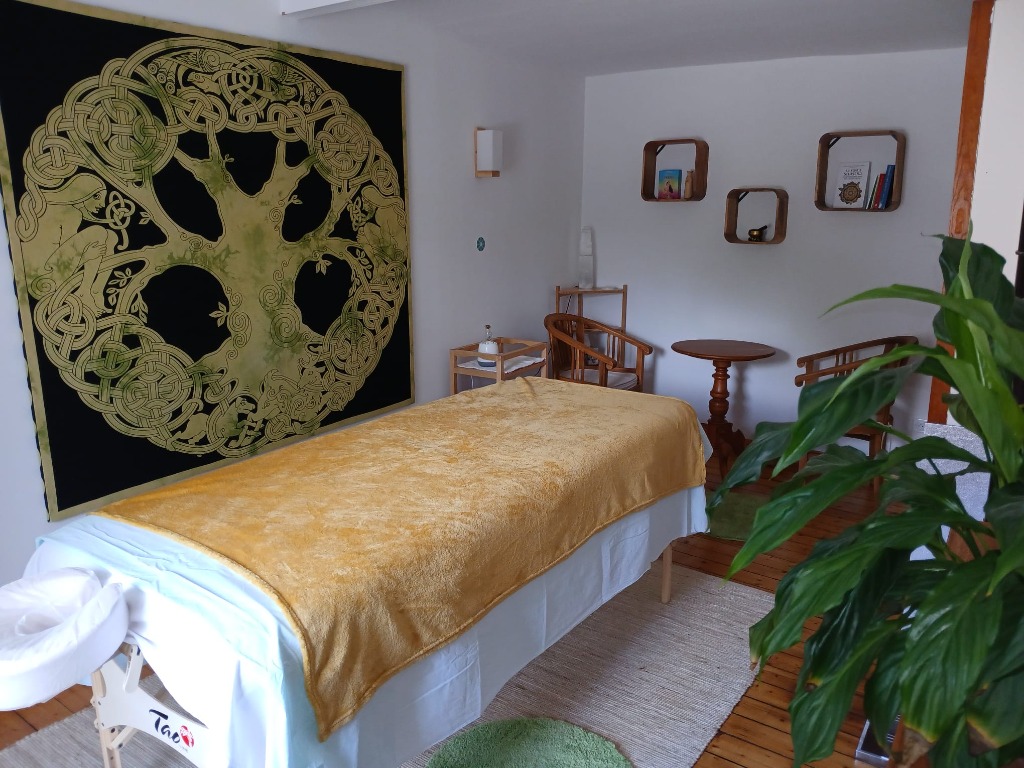 photo cabinet Devata - Brigitte Bastian Dotor