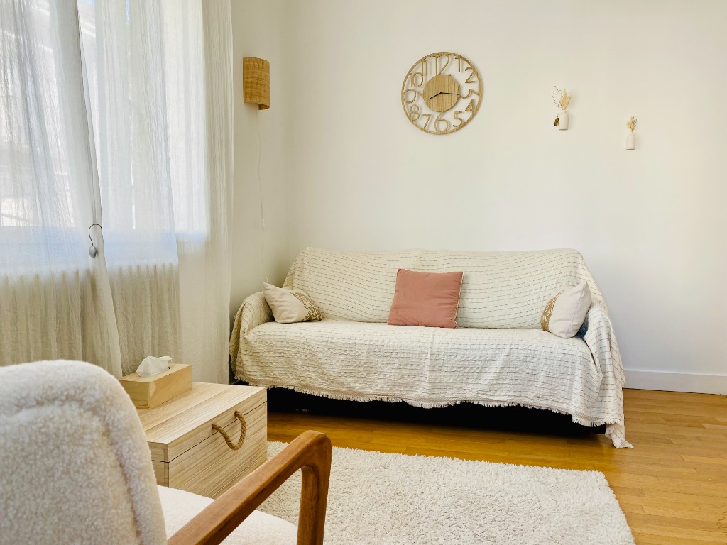 photo cabinet Charline Mesnard