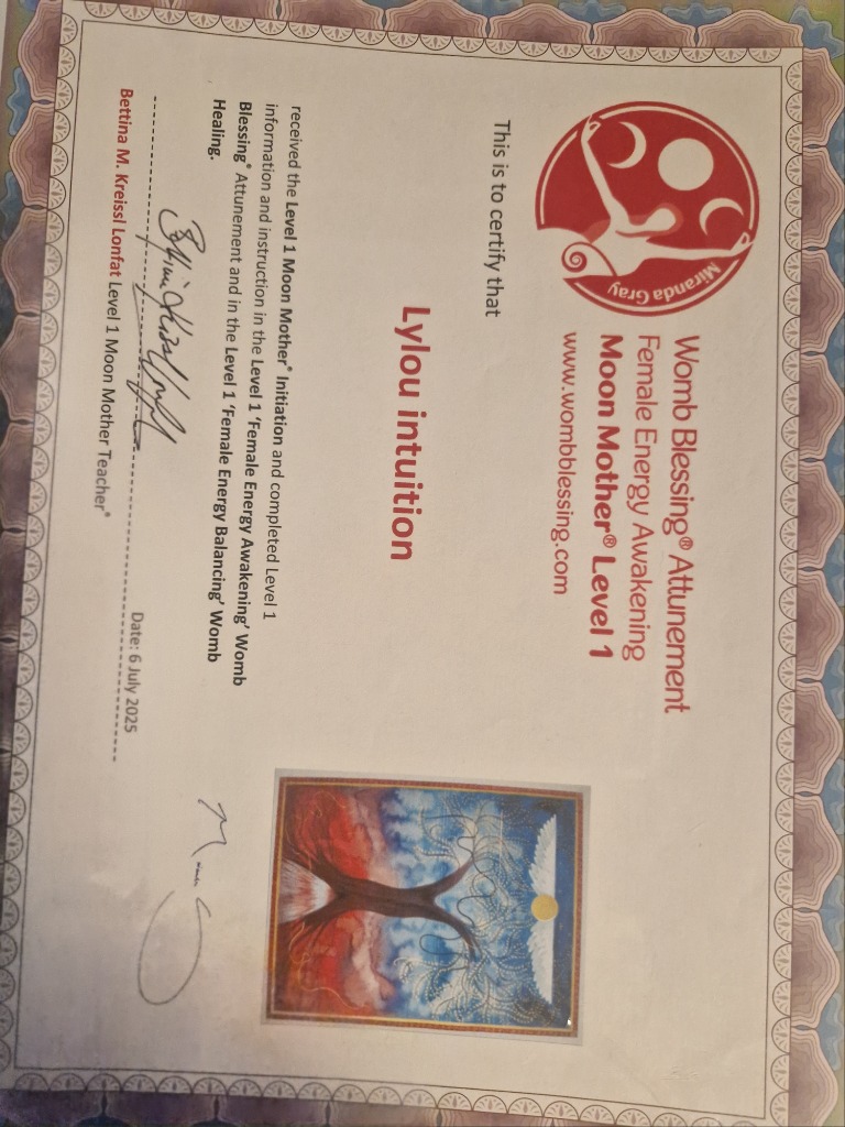 photo diplome Lylou Intuition