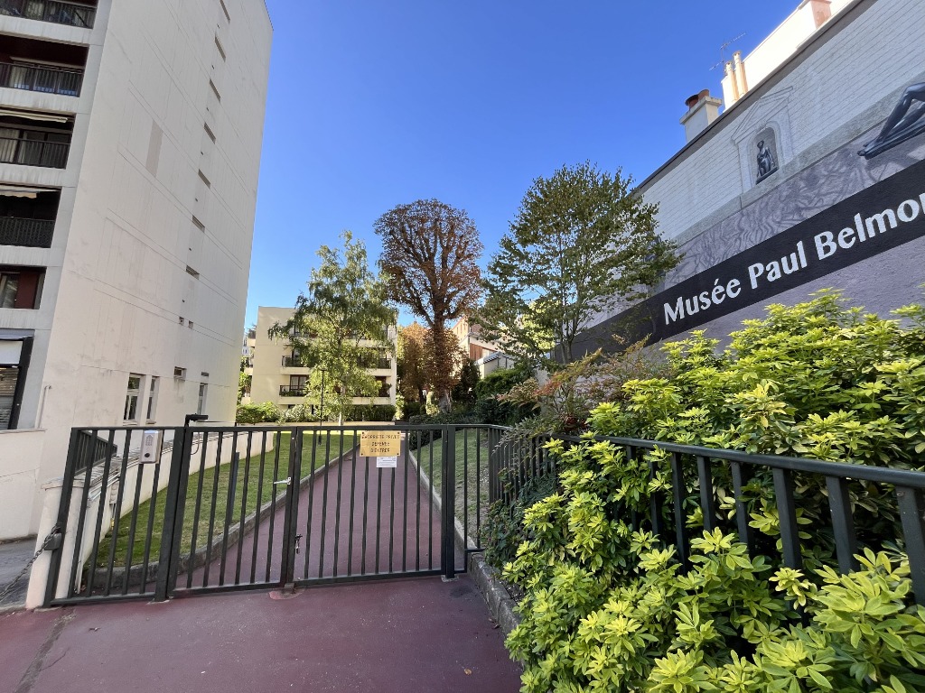 photo diplome Aude Neto