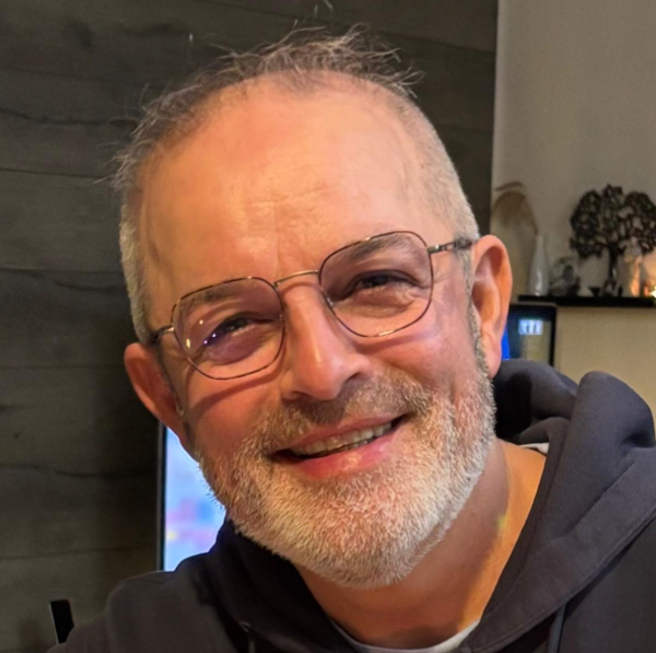 Laurent Hypnothérapeute & soin énergétique Reiki