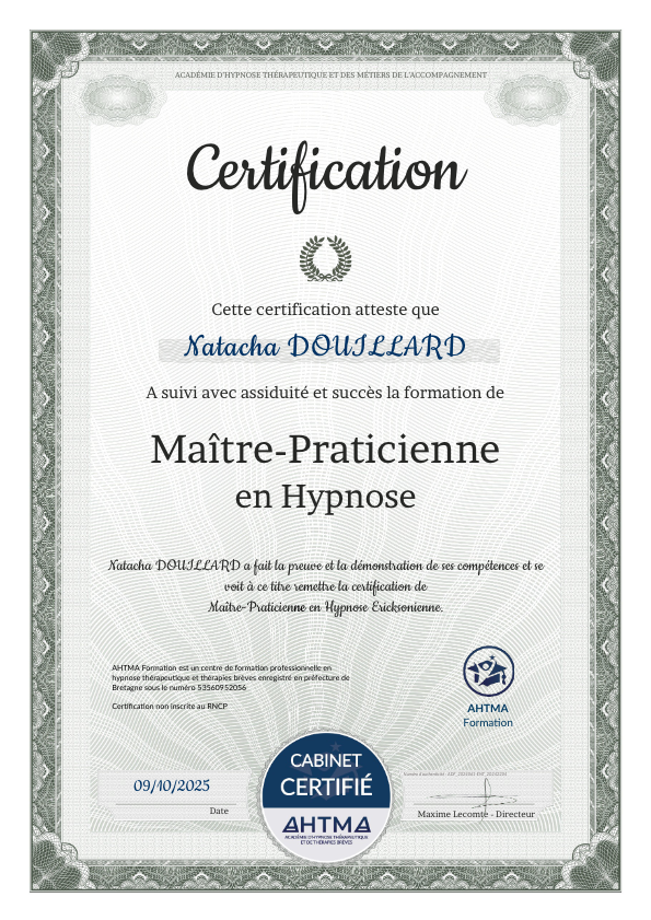 photo diplome Natacha DOUILLARD Maître Praticienne en hypnose