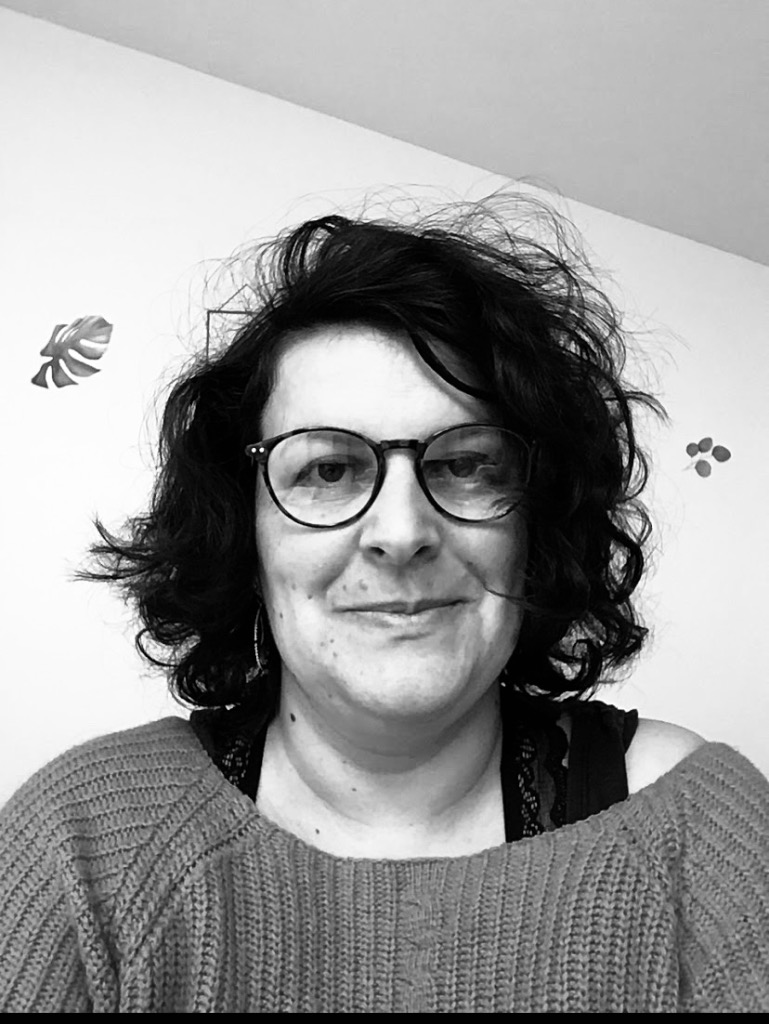 photo portrait Marie Laoue-Petour Hypnose & Energie