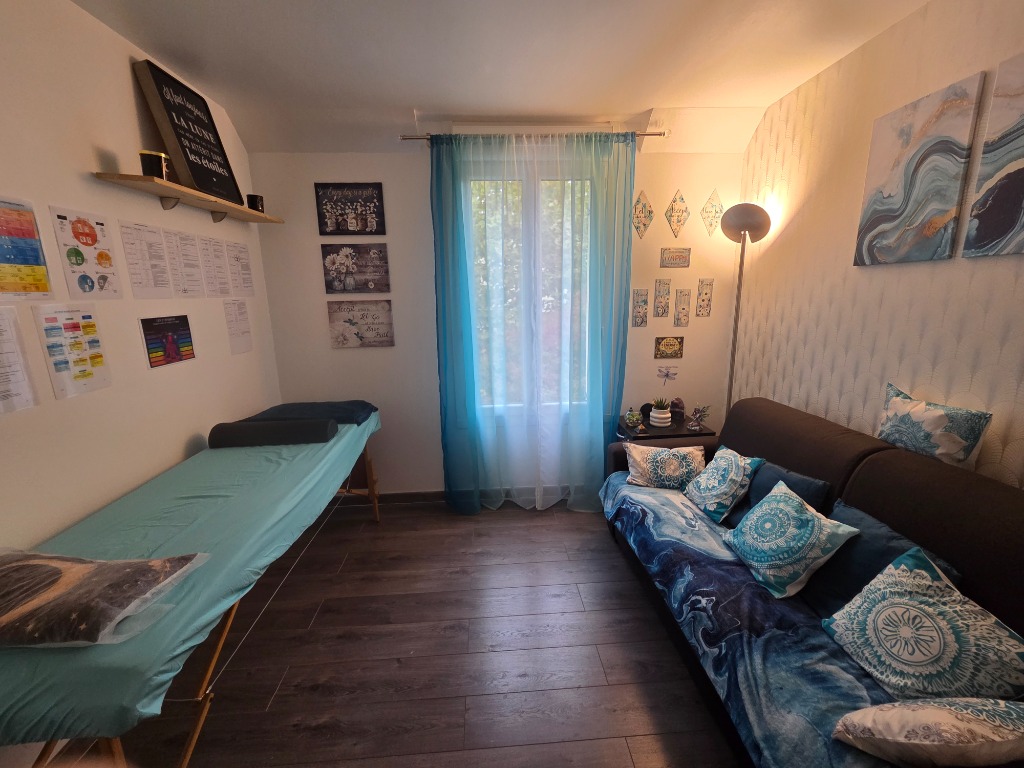 photo cabinet Isabelle Estival