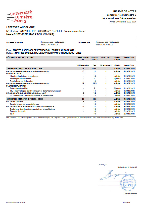 photo diplome Angelique Lefebvre Therapeute 