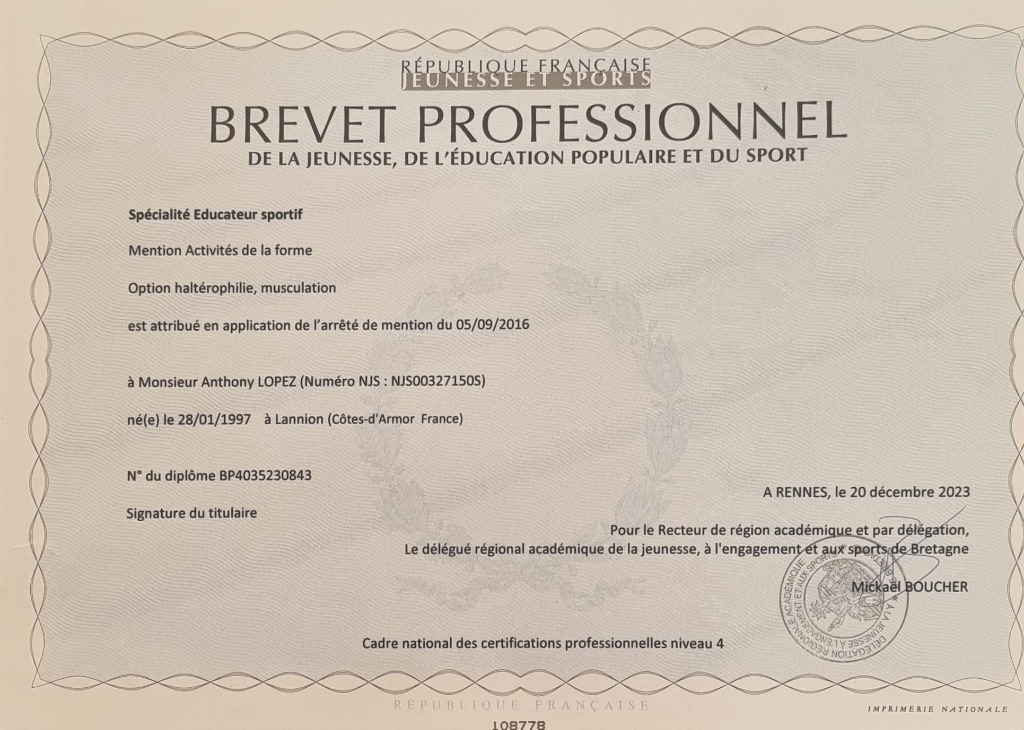photo diplome LOPEZ