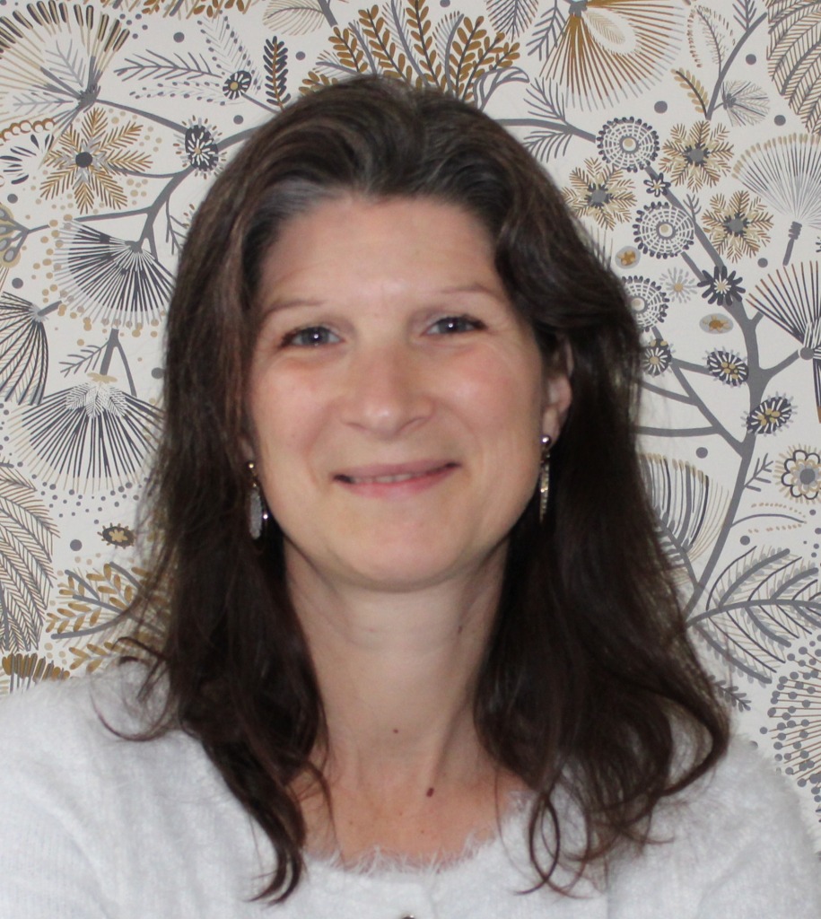 photo portrait Delphine LEROUX Réflexologue 