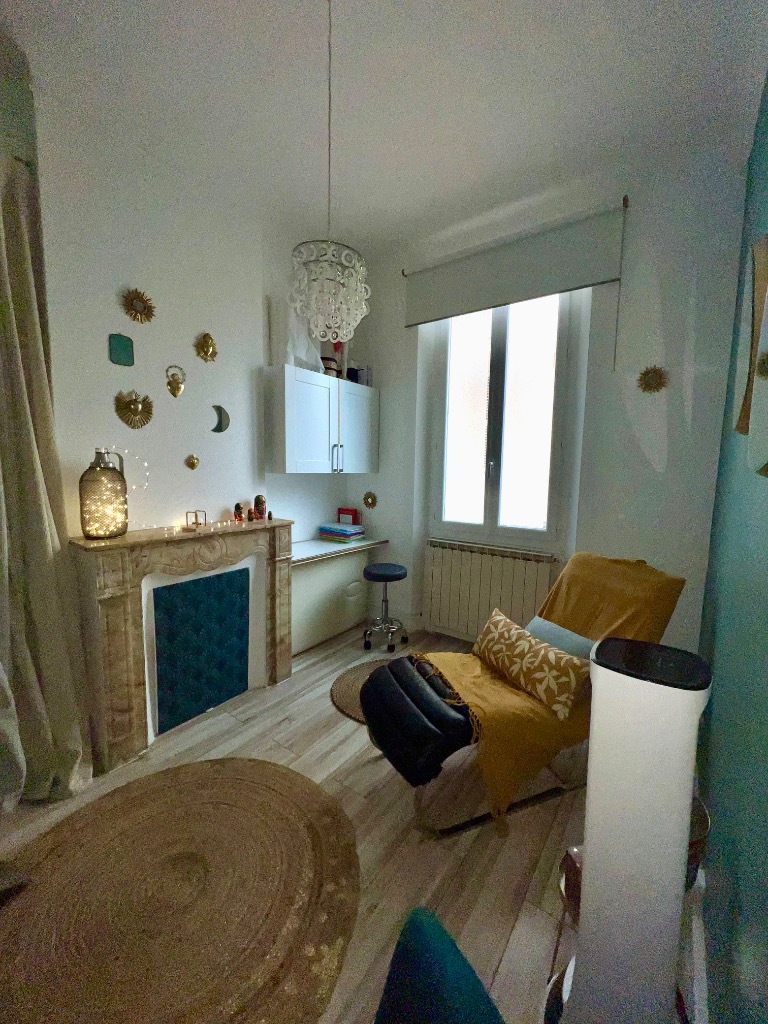 photo cabinet Anne-Hélène Corniou