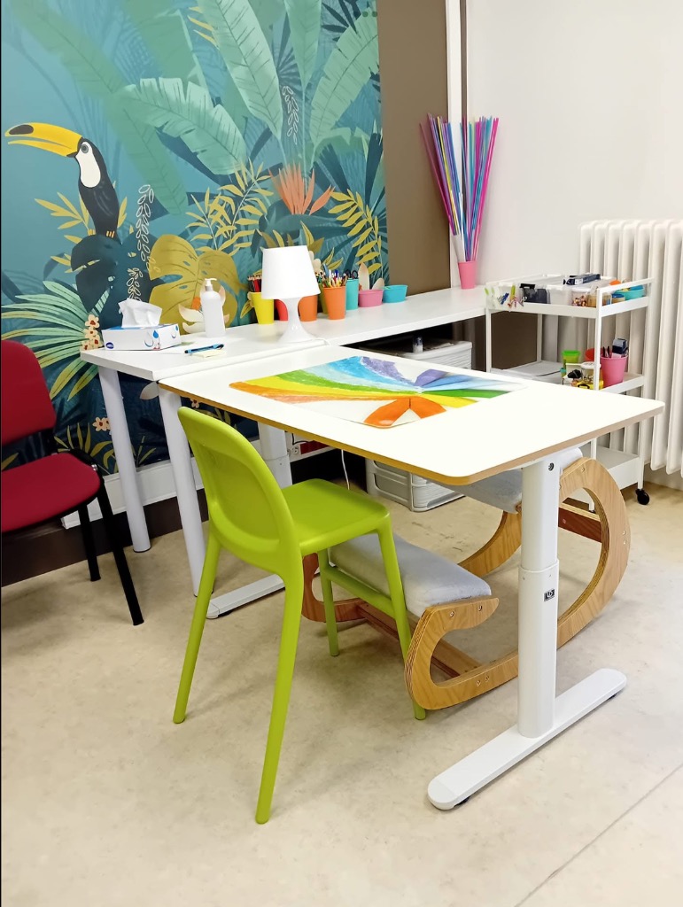 photo cabinet SandrinePiffet. J’écris bien