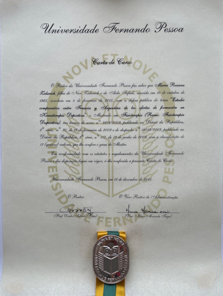 photo diplome Roxana ZIDARICH