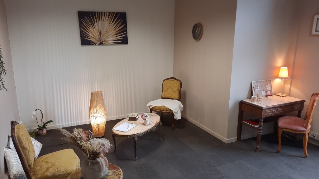 photo cabinet MARYLINE GUILLEN