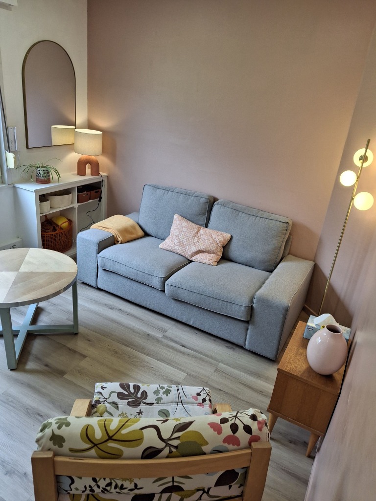 photo cabinet Céline Dassonneville