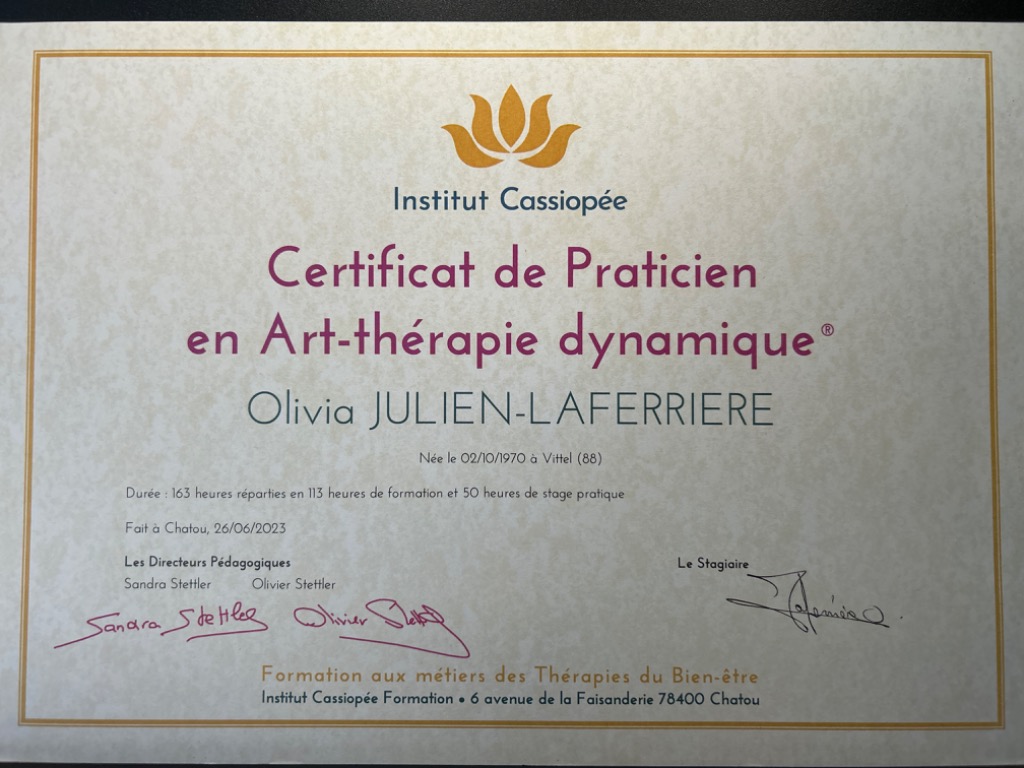 photo diplome Évolution de l’Etre-Olivia Julien-Laferrière