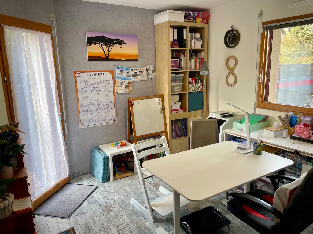 photo cabinet Stéphanie Desvaux - Graphopédagogue