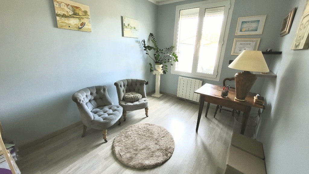 photo cabinet Stephanie Lerat