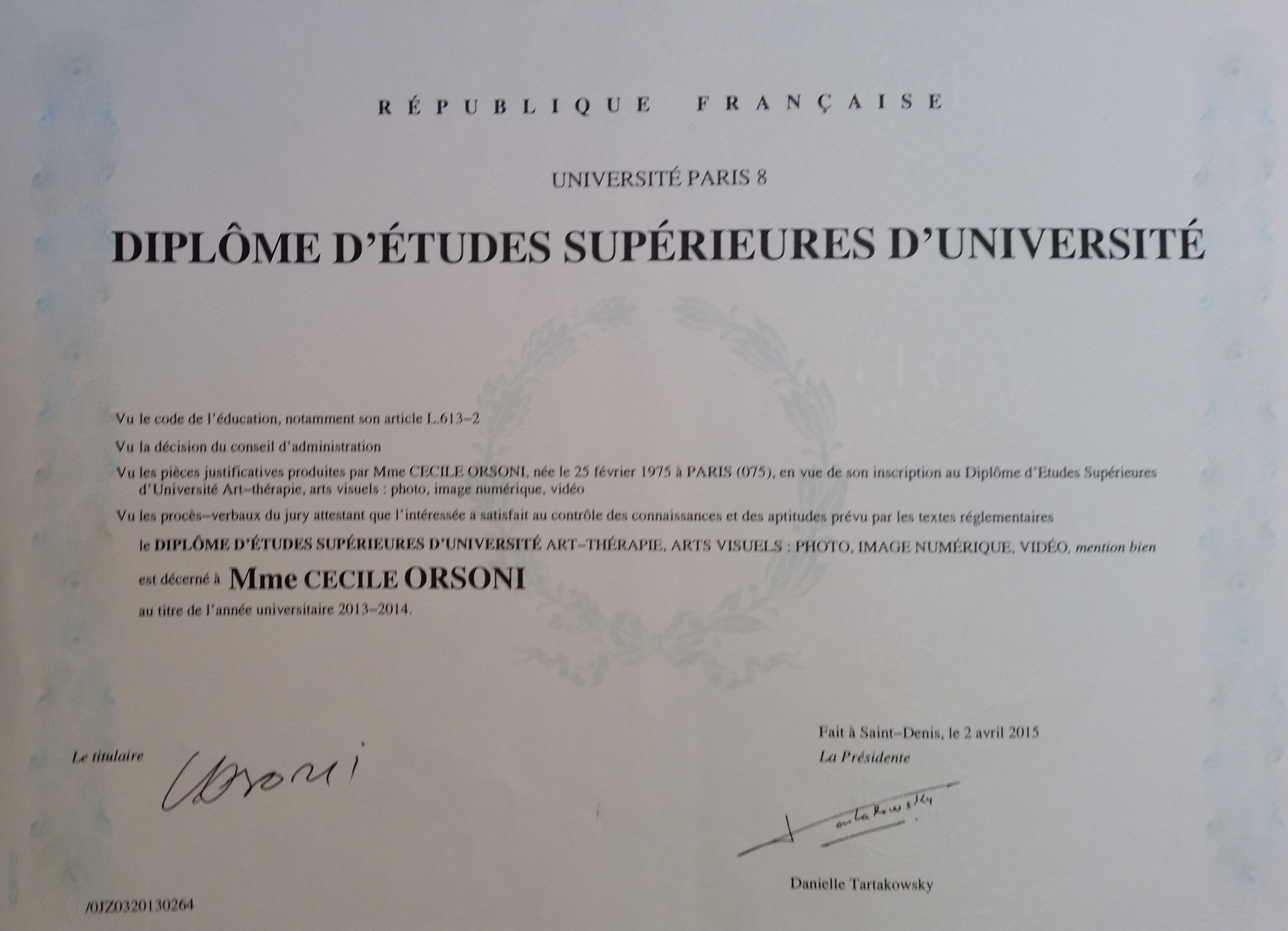 photo diplome Cécile Orsoni art-thérapeute