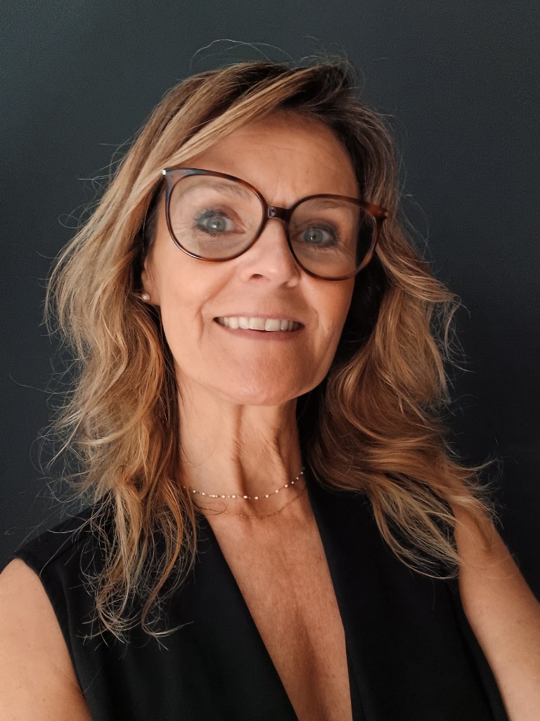 photo portrait RUSSO Anne - Ayur-Jyotish Beauté Holistique