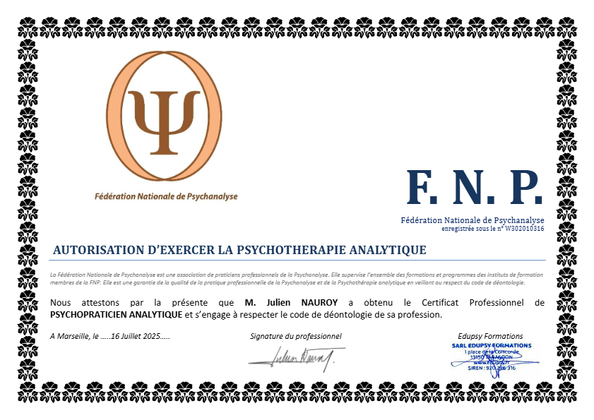 photo diplome Julien Nauroy