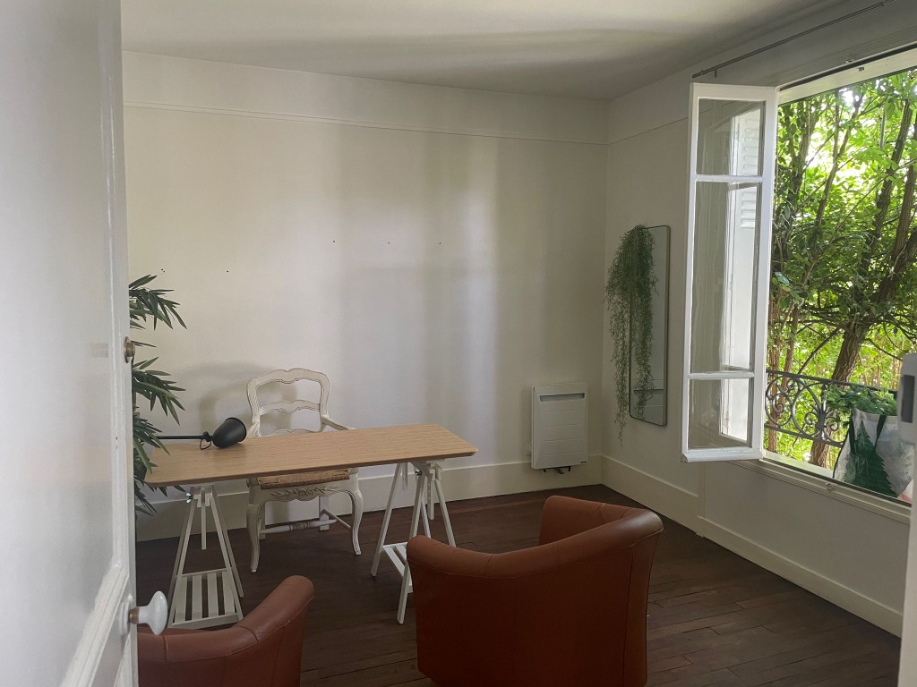 photo cabinet Séverine Le Brigand