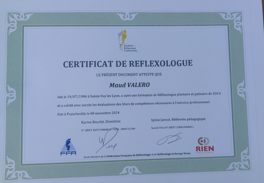 photo diplome Moon Réflexologie