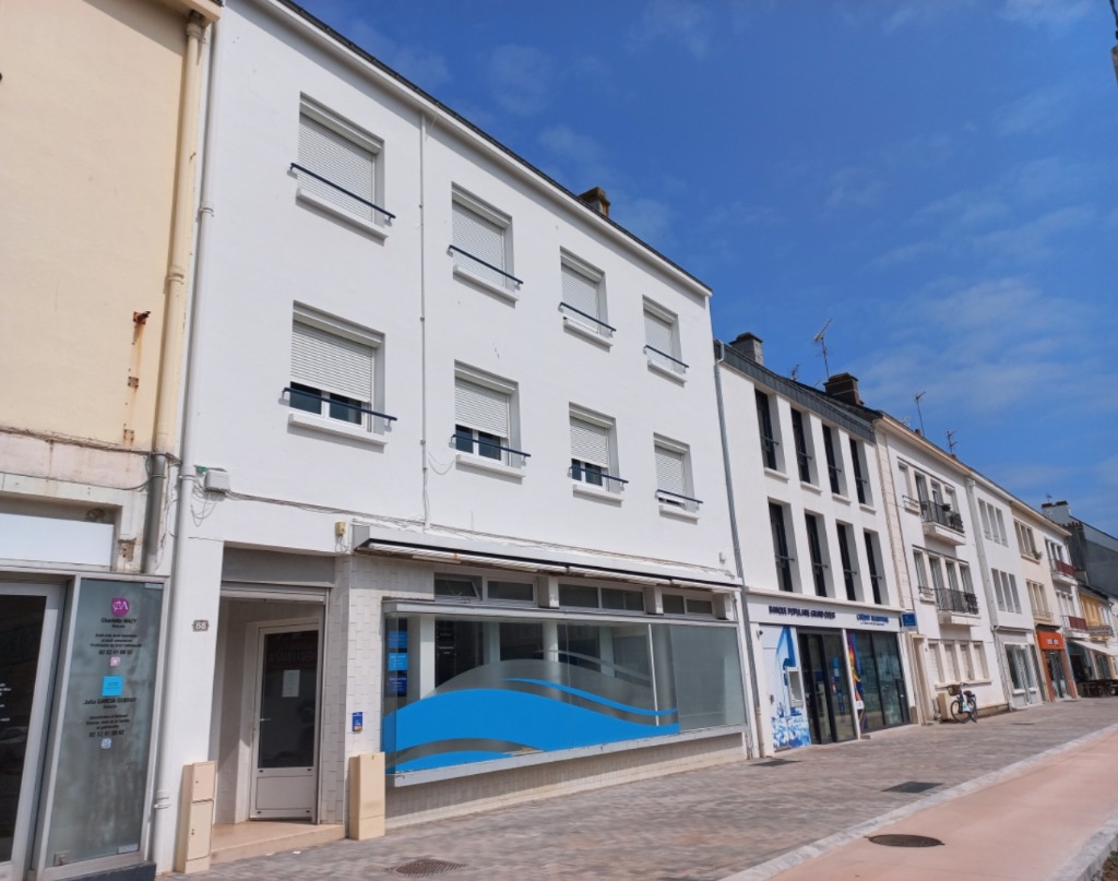 photo cabinet Cécile Murat-Blanco Microkiné